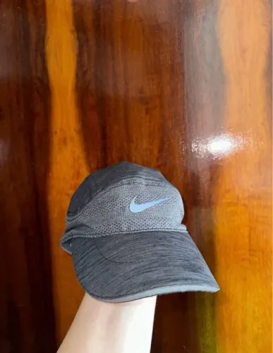 Boné Nike Tailwind Gringo Grey