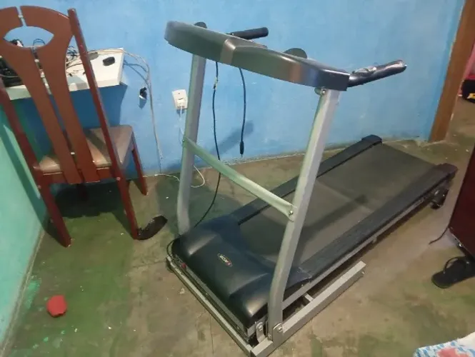 Esteira Ergométrica Kikos E800