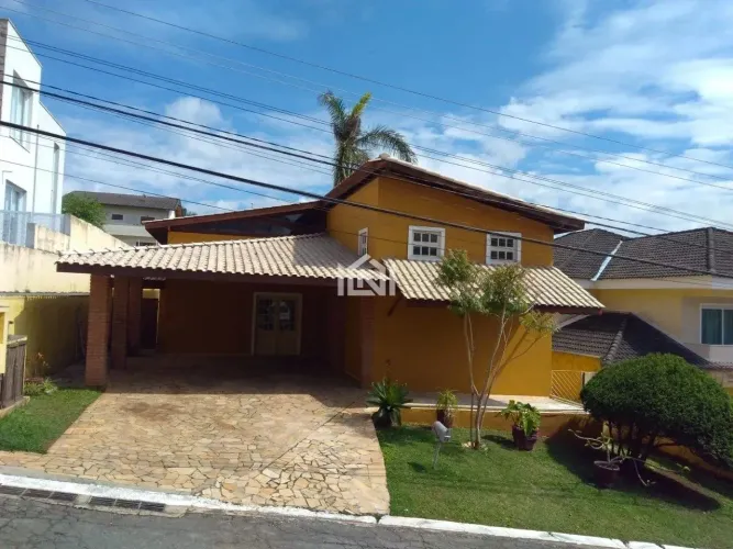 Casa à venda no condomínio Nova Higienopolis