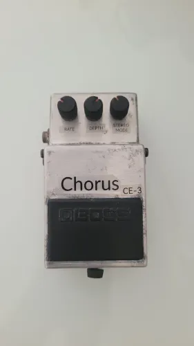 Pedal chorus ce3 Boss (vibrato) , japonês