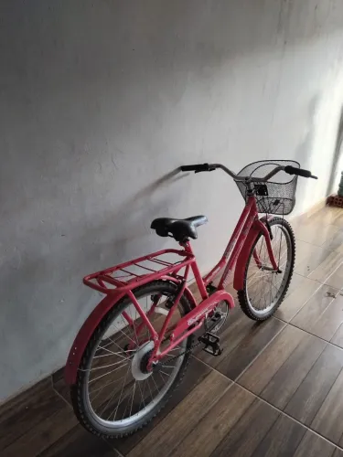 Vendo bicicleta aro 24 semi nova feminina
