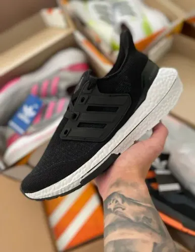 Tenis Adidas Esportivo - venda exclusiva