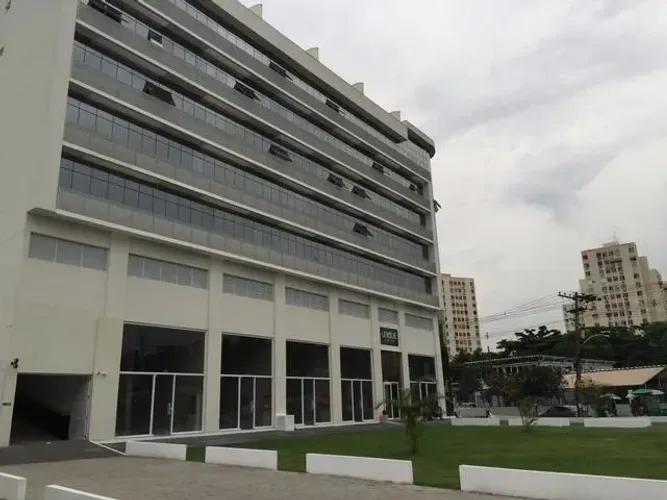 SALA COMERCIAL TAQUARA - PRONTA - EM FRENTE A UMA