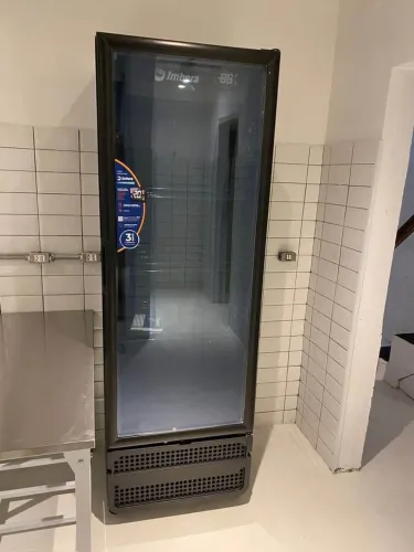 Cervejeira Imbera Porta Vidro 454L Full Black 3 Anos de Garantia