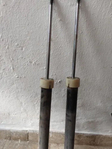 Amortecedor traseiro (E/D) usado