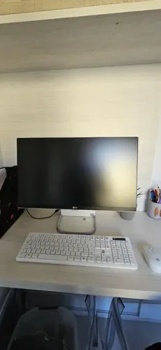 Computador TV All in One LG - Intel Core i5 - 7200U, 8GB, 1TB