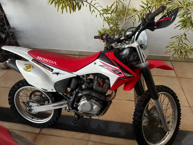 CRF 230 F 2018