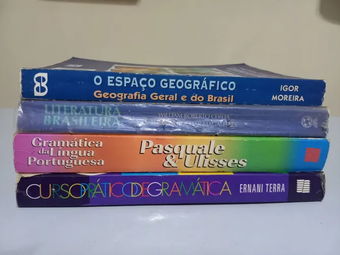 Desapego! Livros Didáticos de Geografia, Literatura e Gramática