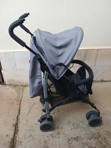 Carrinho bebê Voyage
