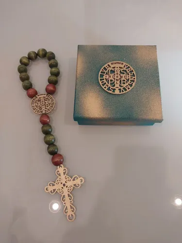 TERÇO DEZENA  RÚSTICO COM CAIXA MDF PINTADA À MÃO - SÃO BENTO - VERDE