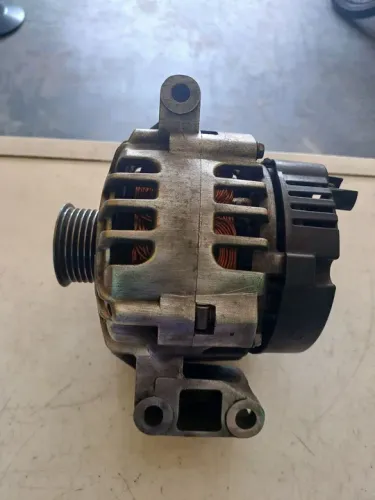 Alternador FORD FIESTA ECO SPORT COURIER KA COM MOTOR ZETEC