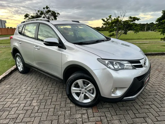 RAV4 2.0 4X4 Automático 2014. Único Dono 
