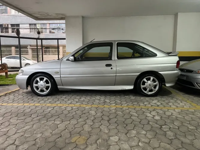 Ford Escort RS 1.8i 16V 2000