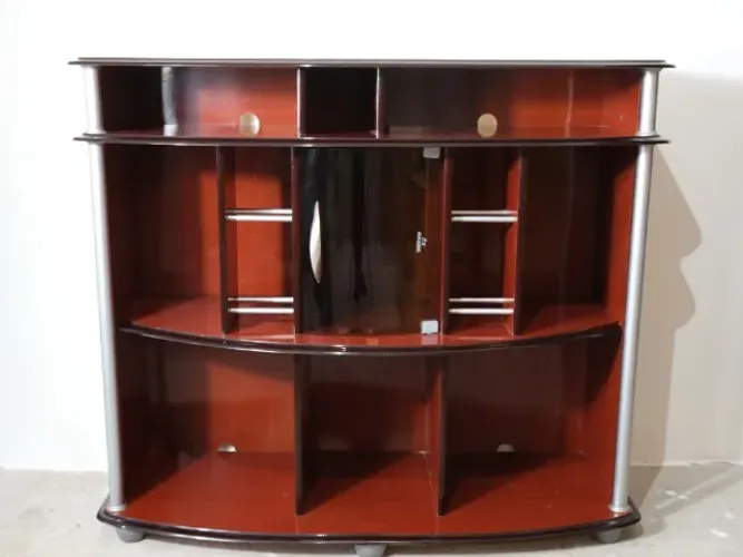 Aparador RR Rud Rack em MDF com Porta de Vidro - Perfeito para Som e Eletrônicos