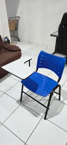 Kit 10 Cadeiras Universitária Plástica Com Apoio Braço Prancheta Azul Promoção Usada Iso