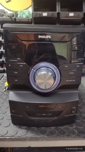 Vendo som Philips (sem caixas) precisa trocar o teclado do painel ,rádio. Funcionando 
