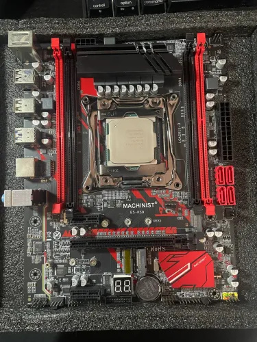 Xeon E5-2667 v4 + Placa-Mãe X99 DDR4 ? Potência pra jogos e edição ?