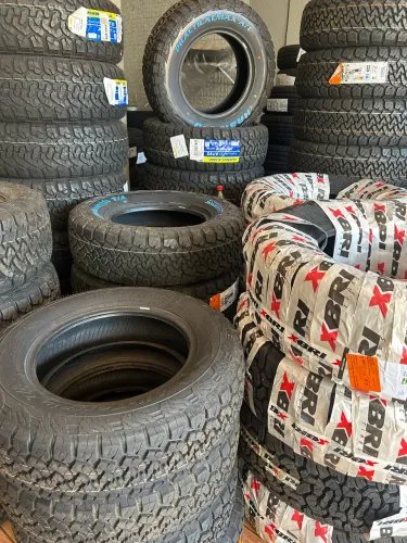Pneus para carros e camionetes