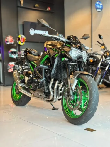 KAWASAKI Z900 ABS