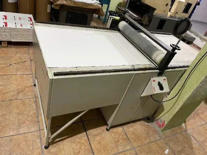 Corte e vinco plana 80cm Brawel máquinas 