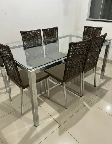 Mesa de vidro 6 cadeiras