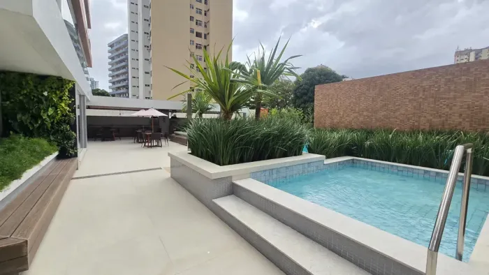 Alugo apartamento no Ed. Livello Garden localizado na Av. Conselheiro Furtado