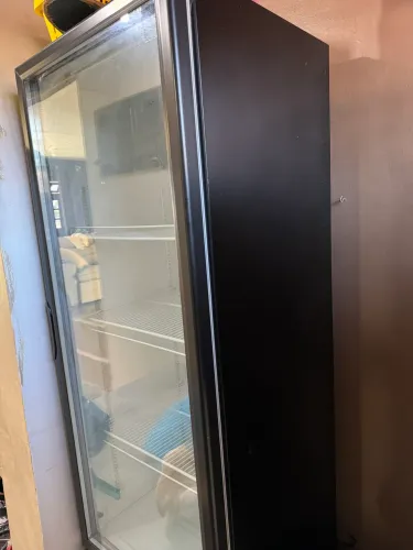 Expositor refrigerado Gelopar 220v Preto 