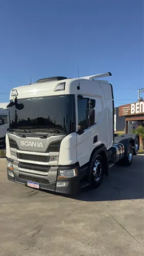 Scania P360 6x2 2021 Único Dono