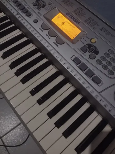 Teclado Yamaha