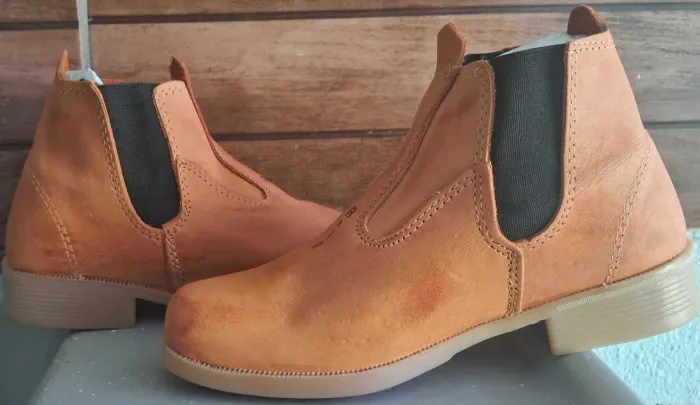 Bota laranja