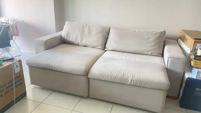 SOFÁ RETRÁTIL BIPARTIDO 3 LUGARES BEGE LISO 