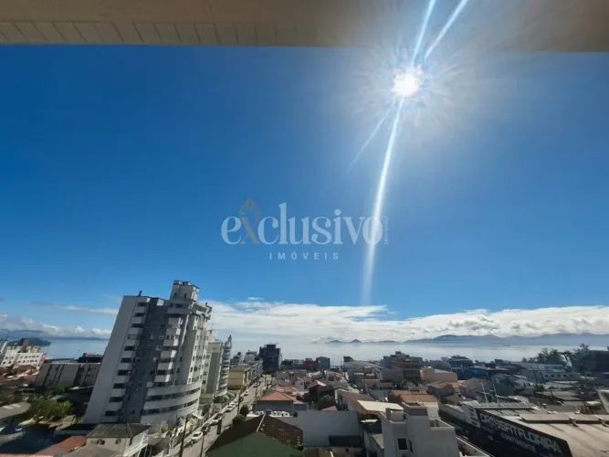 Apartamento de 3 quartos com vista para o mar em Barreiros, São José