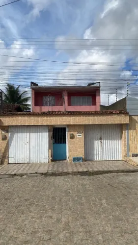 Vende-se 3 casas em Arapiraca 