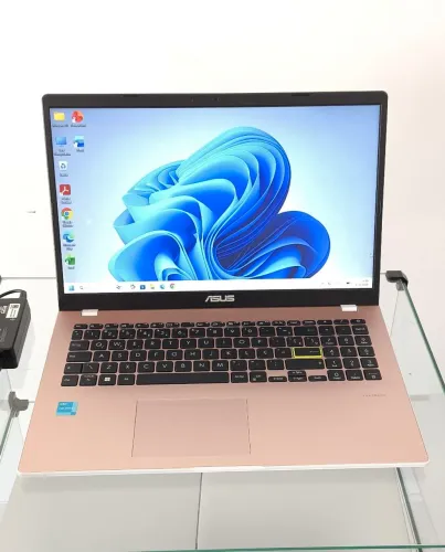 Notebook Asus E510K - Intel Celeron N4500 - RAM 4GB - SSD 128GB - Tela 15.6 Slim
