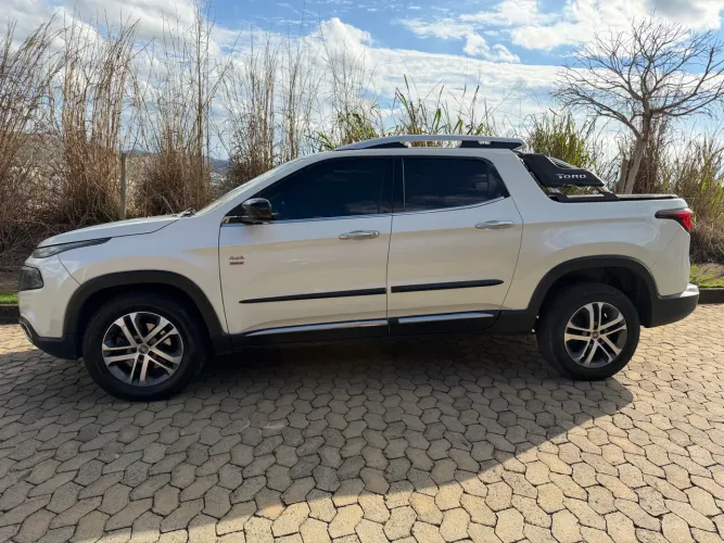 Fiat Toro Volcano 2.0 16V 4X4 TB Diesel Aut. 2018