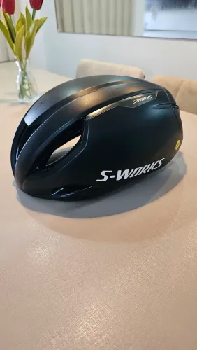 Capacete Specialized evade 3