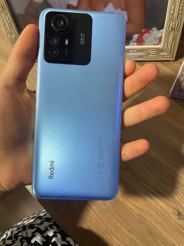 Celular redmi 12 s novinho só precisa trocar a tela 