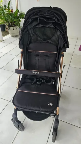 Carrinho de bebê burigotto zap
