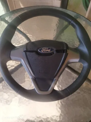 VOLANTE ORIGINAL FORD TITANIUM / ESCORT / FIESTA / FOCUS / KA / ECOSPORT / COURIER<br>
