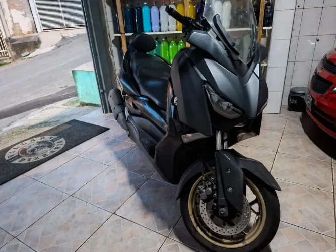 Xmax 250 2021