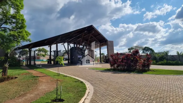 Lote plano com vista definitiva e projeto aprovado - Condomínio Eco Casa Branca