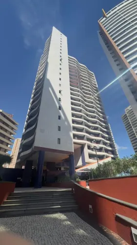 More a poucos poucos passos da Beira-mar Edifício Porto de Iracema Residence