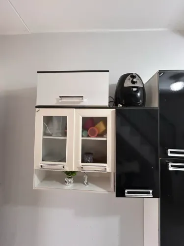 COZINHA ITATIAIA - PRETA E BRANCA