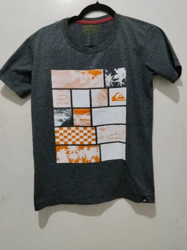 Camiseta Quiksilver Cinza Chumbo Masculina Tamanho M