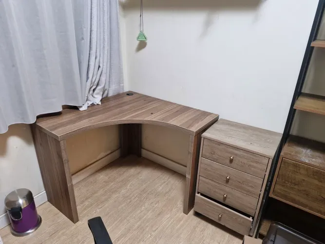 Vende-se escrivaninha de canto Tok Stok