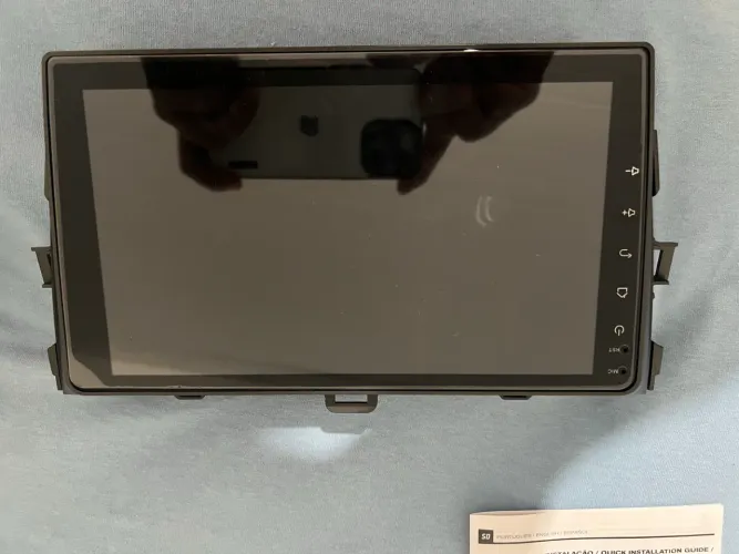 Multimídia 9? Som ambiente + multimídia YT5760B 9? DDR 8GB / 128GB