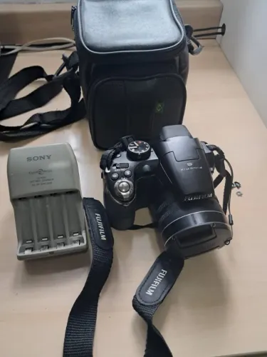 Camera Digital Fujfilm FinePix S4500