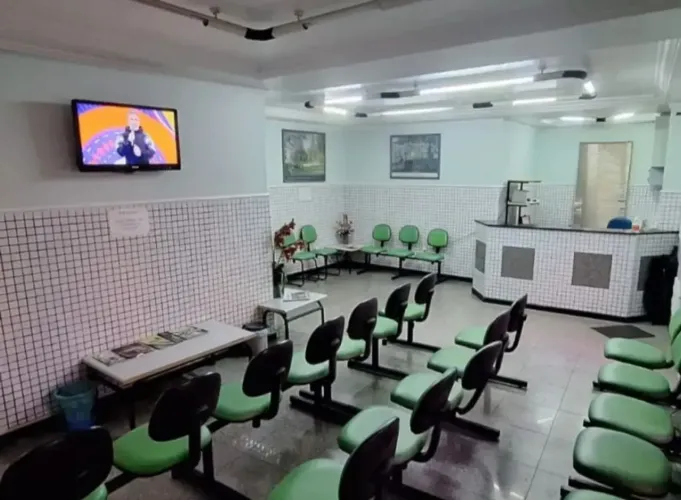 Aluguel Excelente Ponto comercial - Servindo para Clínicas , Consultórios , Repar. Pública