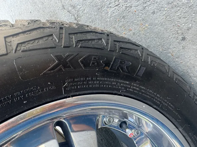 Rodas Cromadas Aro 20 + Pneus Novos 275/55R20 - 5x114,3