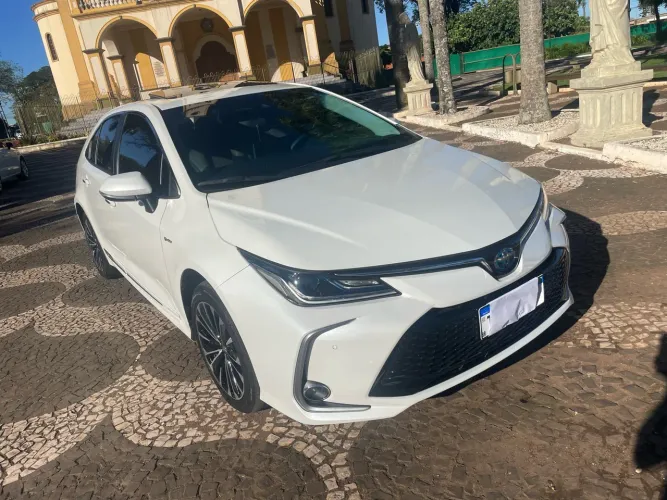 Toyota Corolla Altis Prem. Hybrid 1.8 Flex AUT 2025